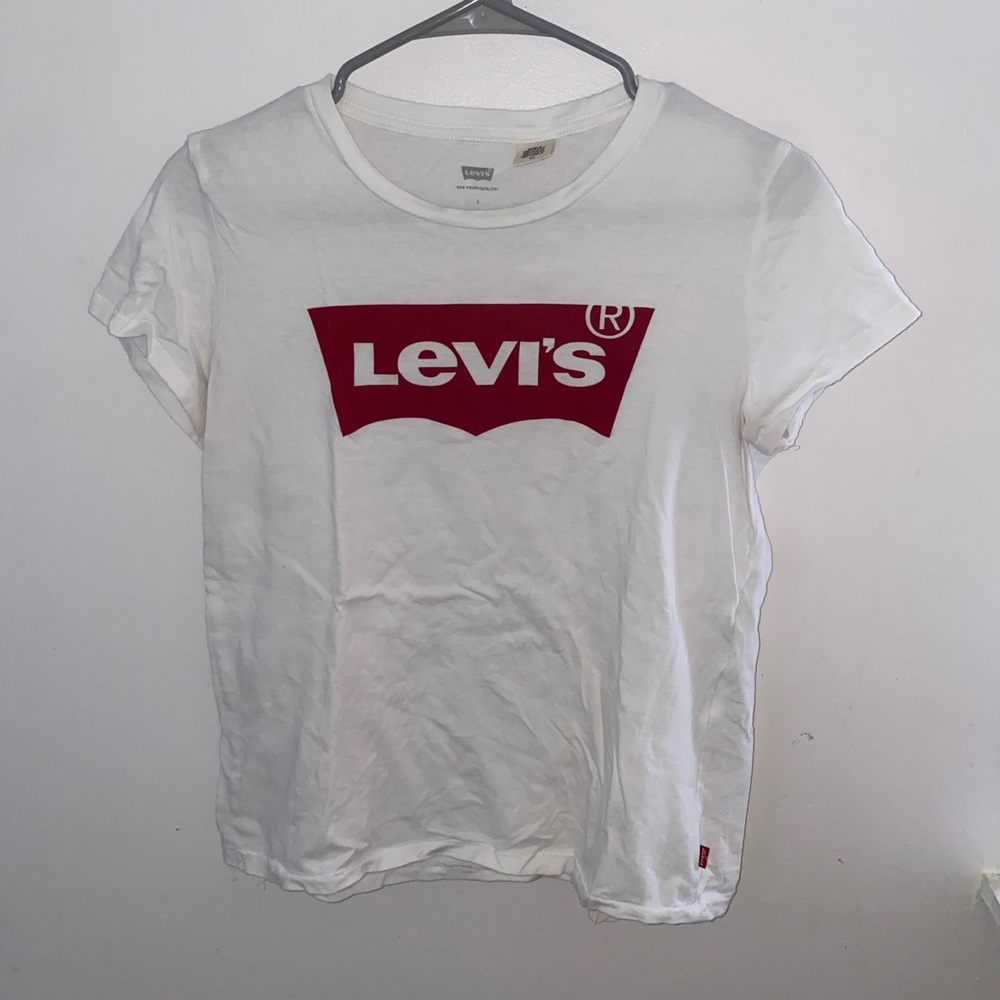 Levis Women’s top